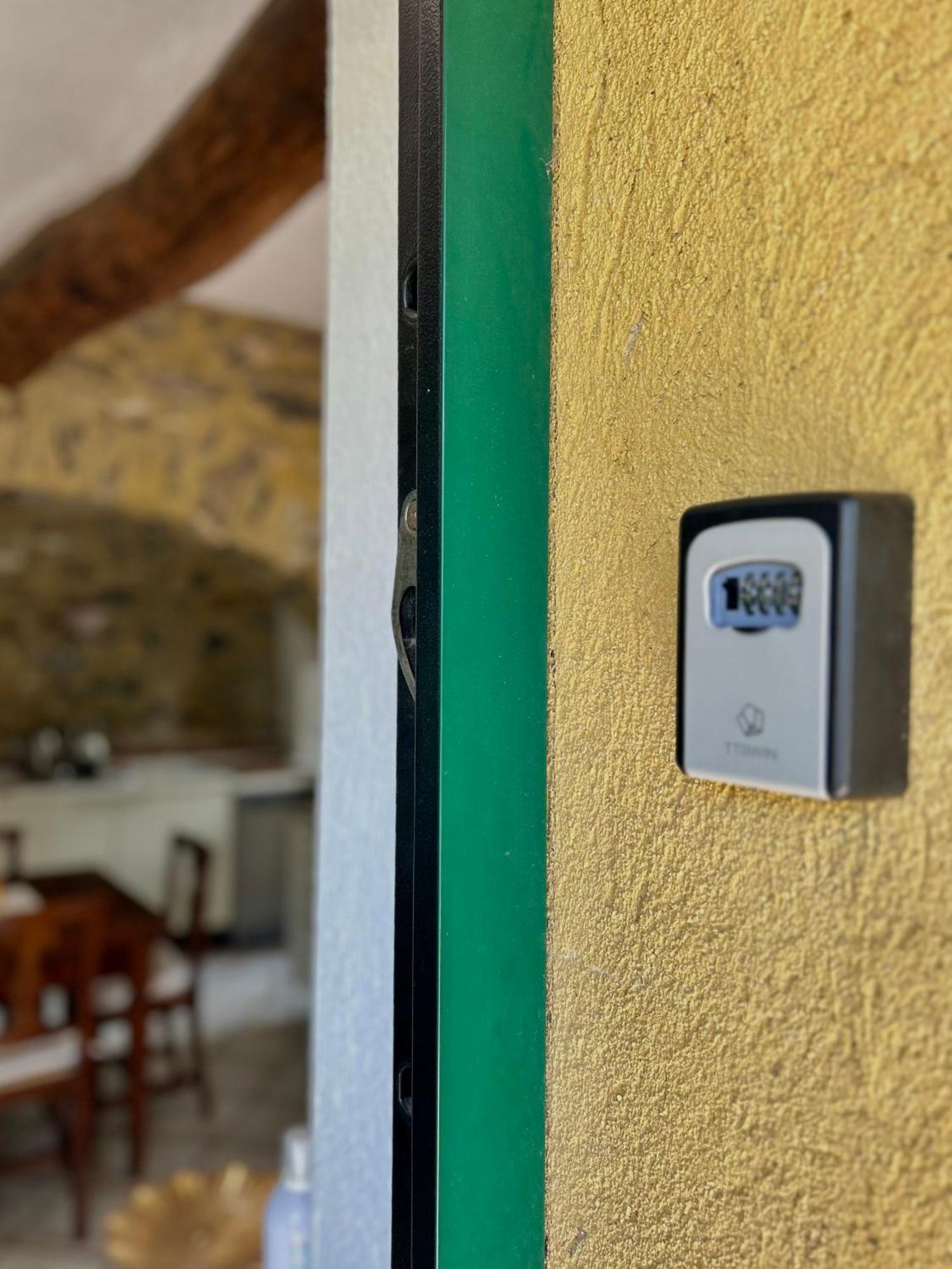 Casa Margot Apartment Garlenda Luaran gambar